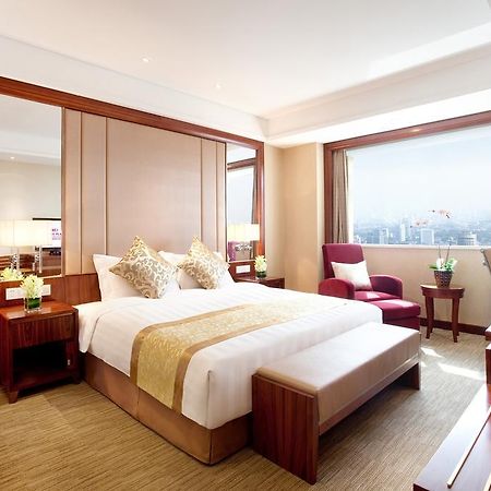 Crowne Plaza Nanjing Hotels & Suites Exteriör bild