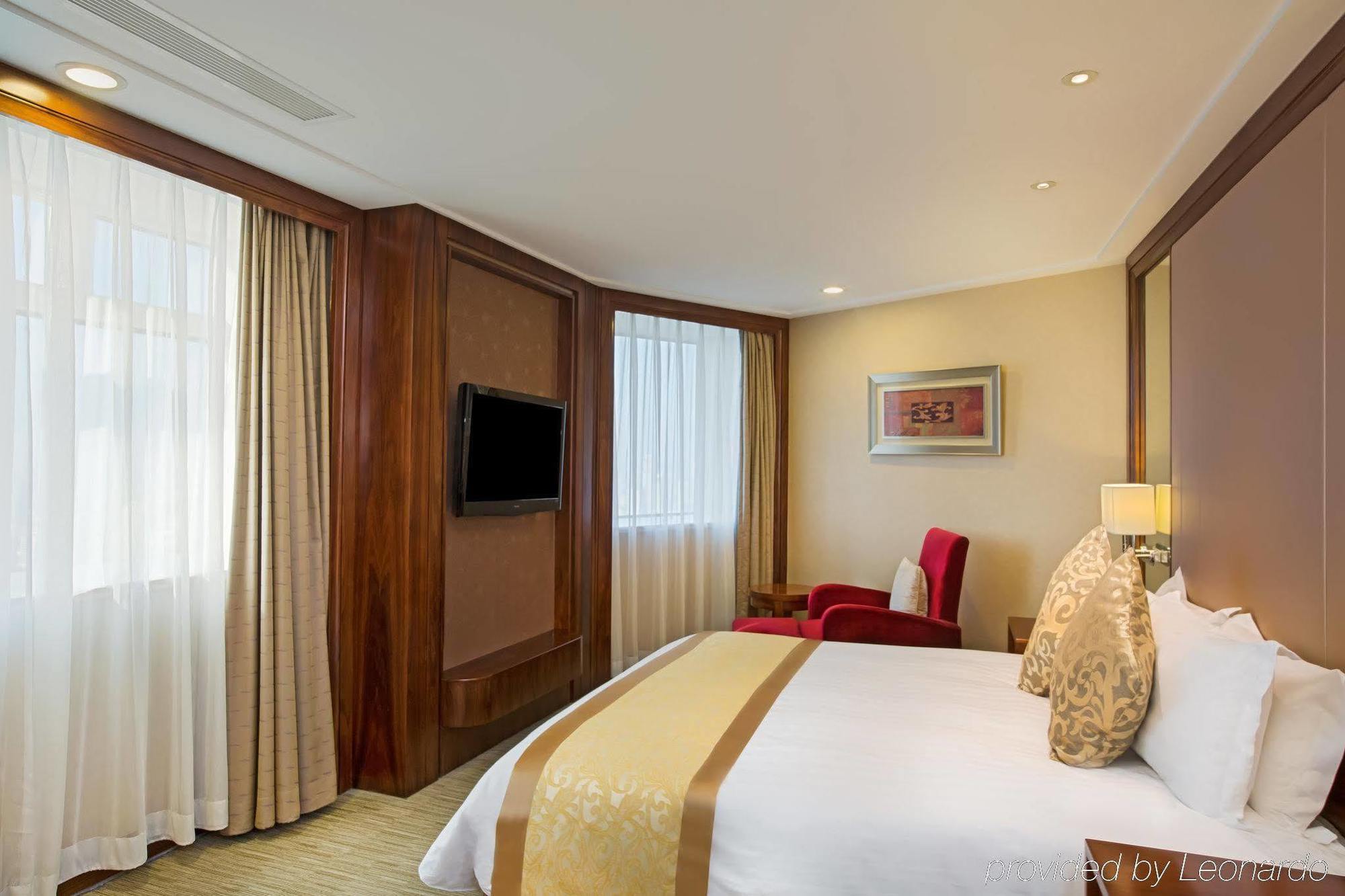 Crowne Plaza Nanjing Hotels & Suites Exteriör bild